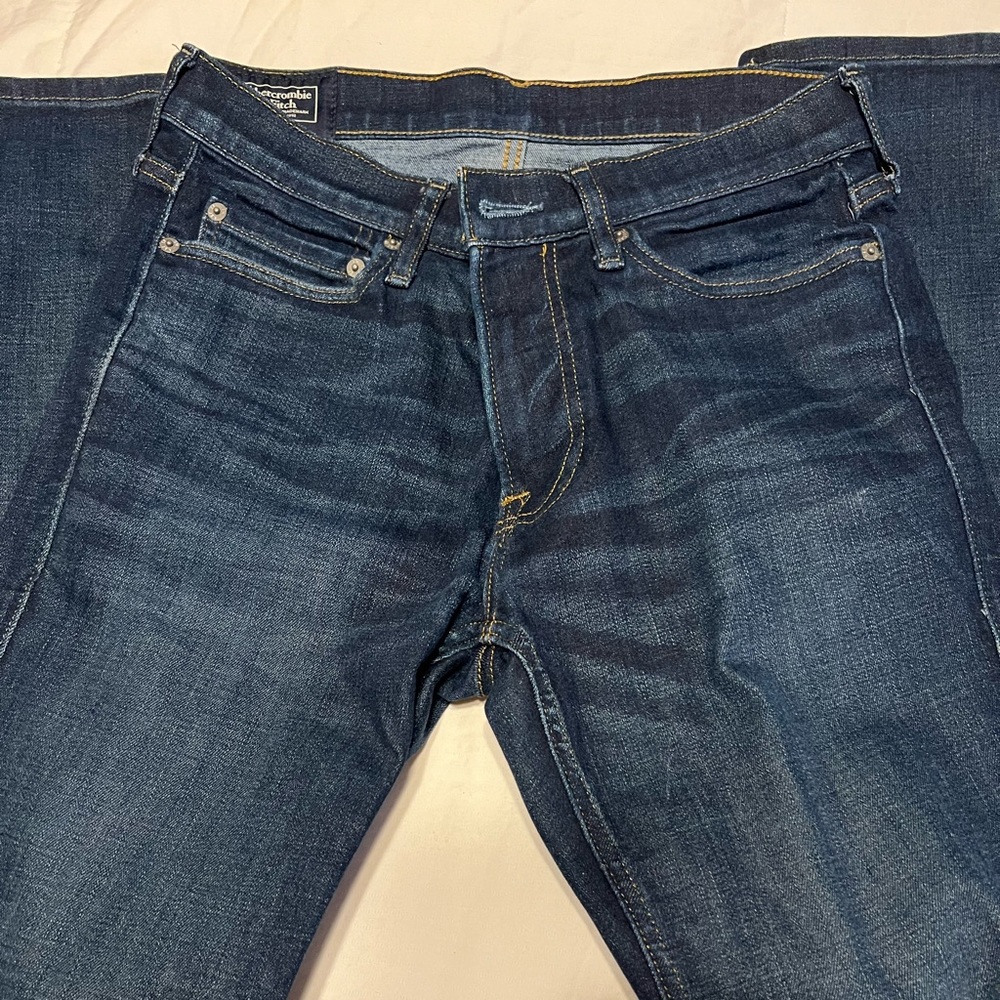 A&F Langdon Stretch Skinny Blue Jeans